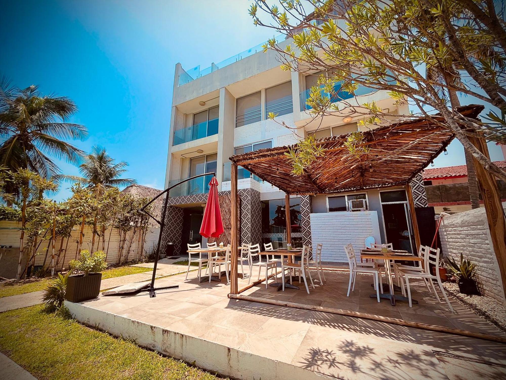 Hotel "Casa Mangata" Puerto Arista Dış mekan fotoğraf